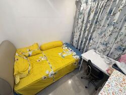 Blk 577 Hougang Avenue 4 (Hougang), HDB Executive #538598921